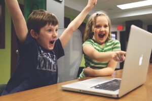 Die Verschiedenen Facetten Der Handelshochschule Erkunden